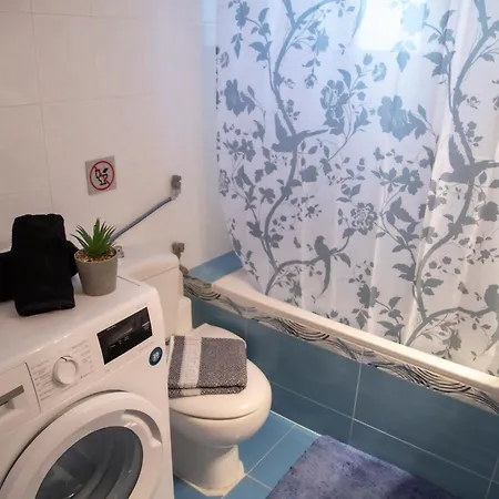 Apartment Blue Diamond Chrani