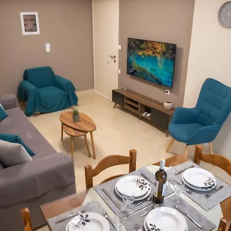 Apartment Blue Diamond Chrani