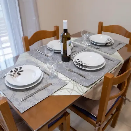 Blue Diamond Apartment Chrani